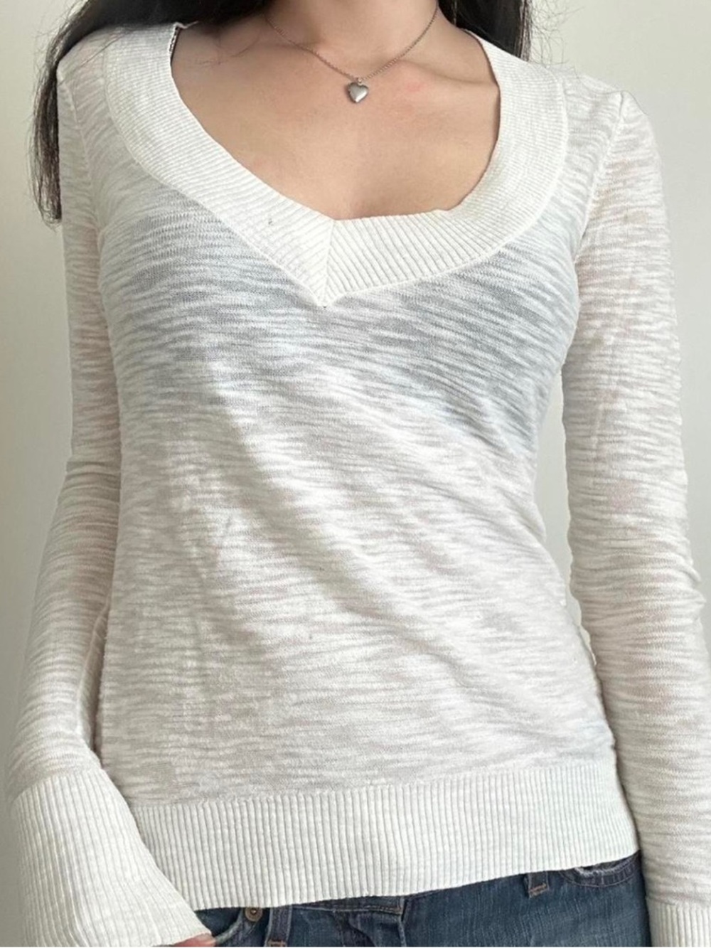 NWT🔥Express White Fitted Slub Knit Crewneck Lightweight Sweater | Sz M